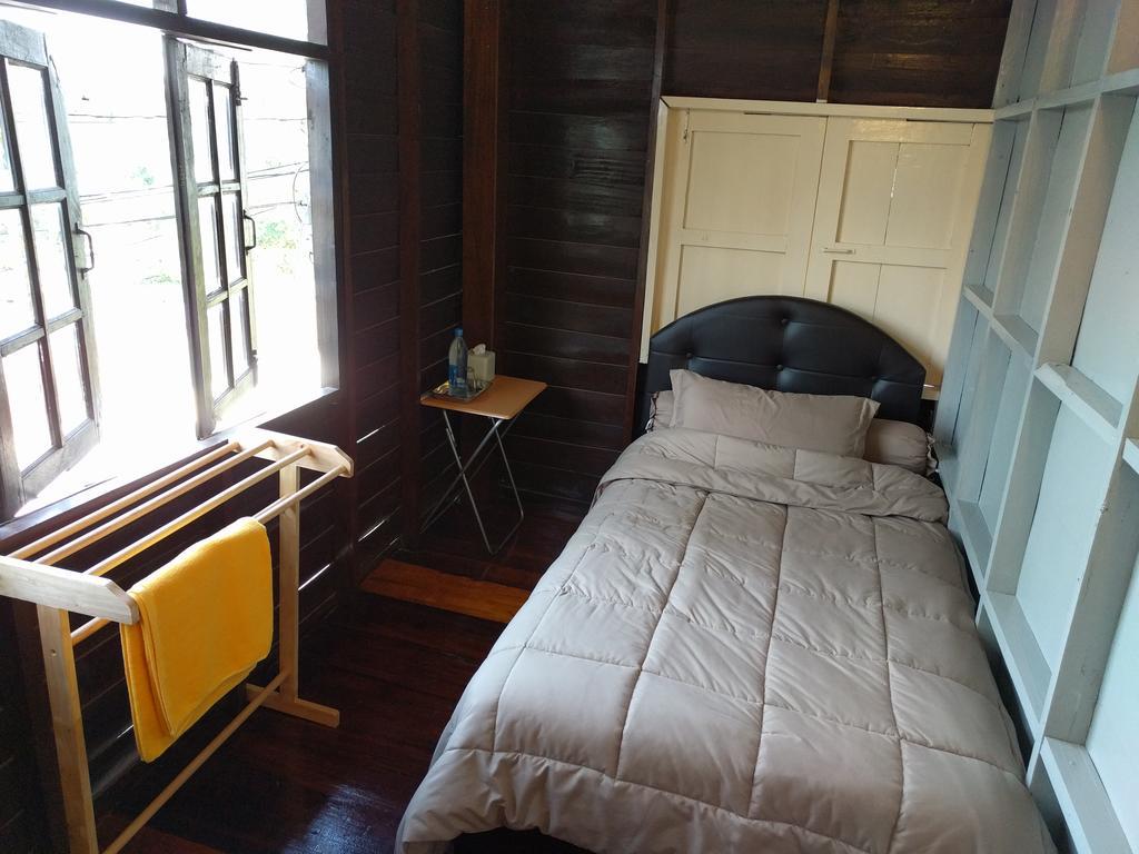 Funky Box Hostel Чианг Конг Екстериор снимка