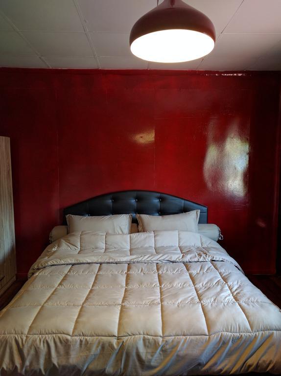 Funky Box Hostel Чианг Конг Екстериор снимка